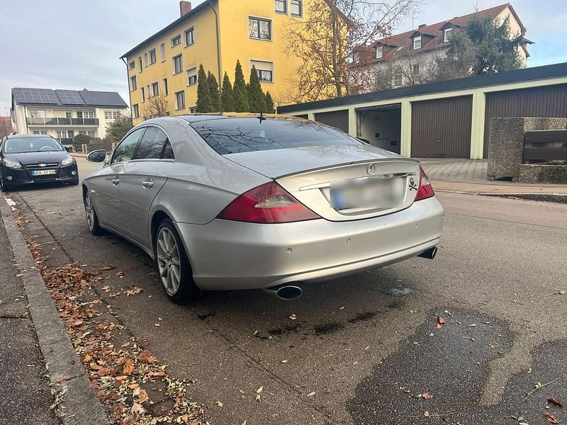 Gebraucht Mercedes CLS320 224 PS (164 kW) 2006 Silber Coupé