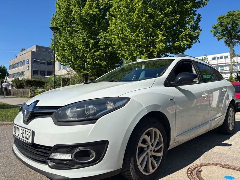 Weiß Gebraucht 2016 Renault Mégane III LIMITED Limousine | 5.400 € (Fairer Preis) - Bild 1/4