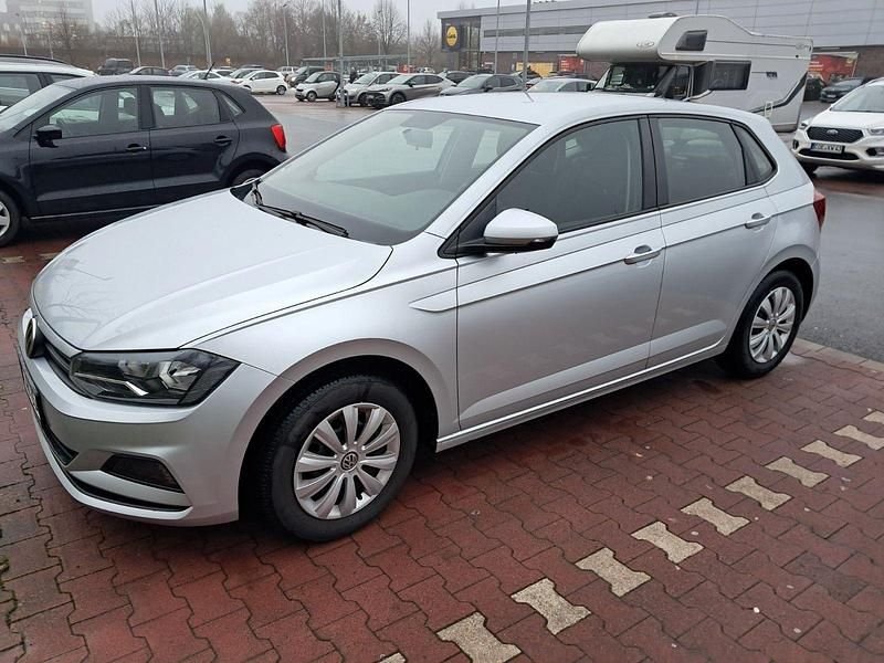 Silber Gebraucht 2018 VW Polo Kleinwagen | 8.200 € (Guter Preis) - Bild 1/4
