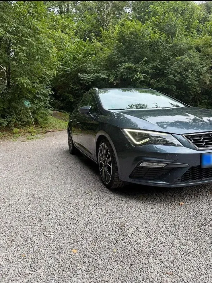 Gebraucht Seat Leon FR 190 PS (139 kW) 2021 Silber Kombi