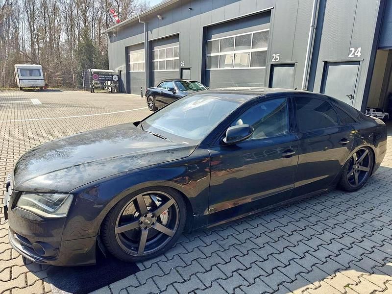 Gebraucht Audi S8 Basis 519 PS (381 kW) 2013 Limousine