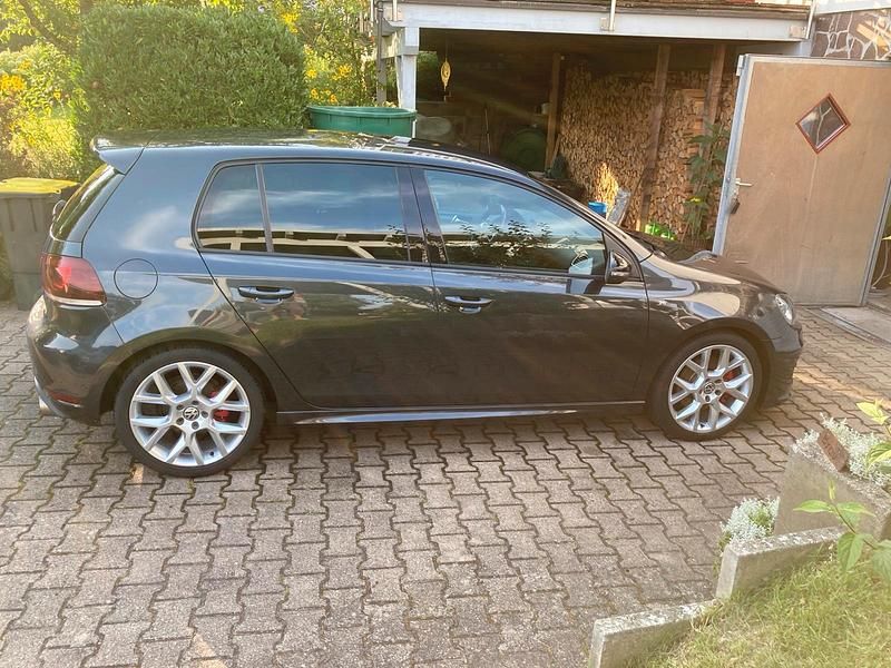 Gebraucht VW Golf VI Edition 235 PS (172 kW) 2011 Schwarz Kleinwagen