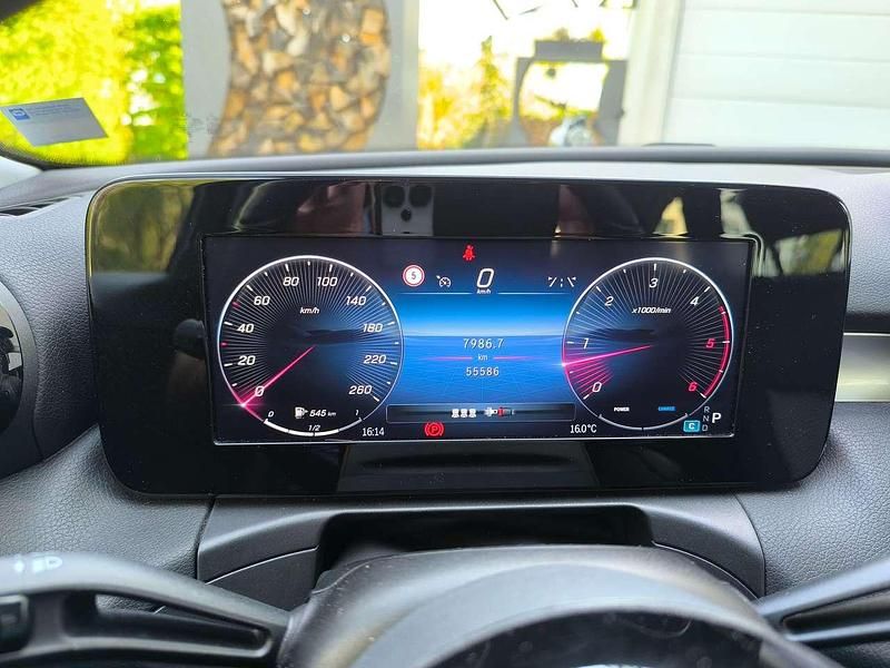 Gebraucht Mercedes C220 200 PS (147 kW) 2024 Schwarz Kombi