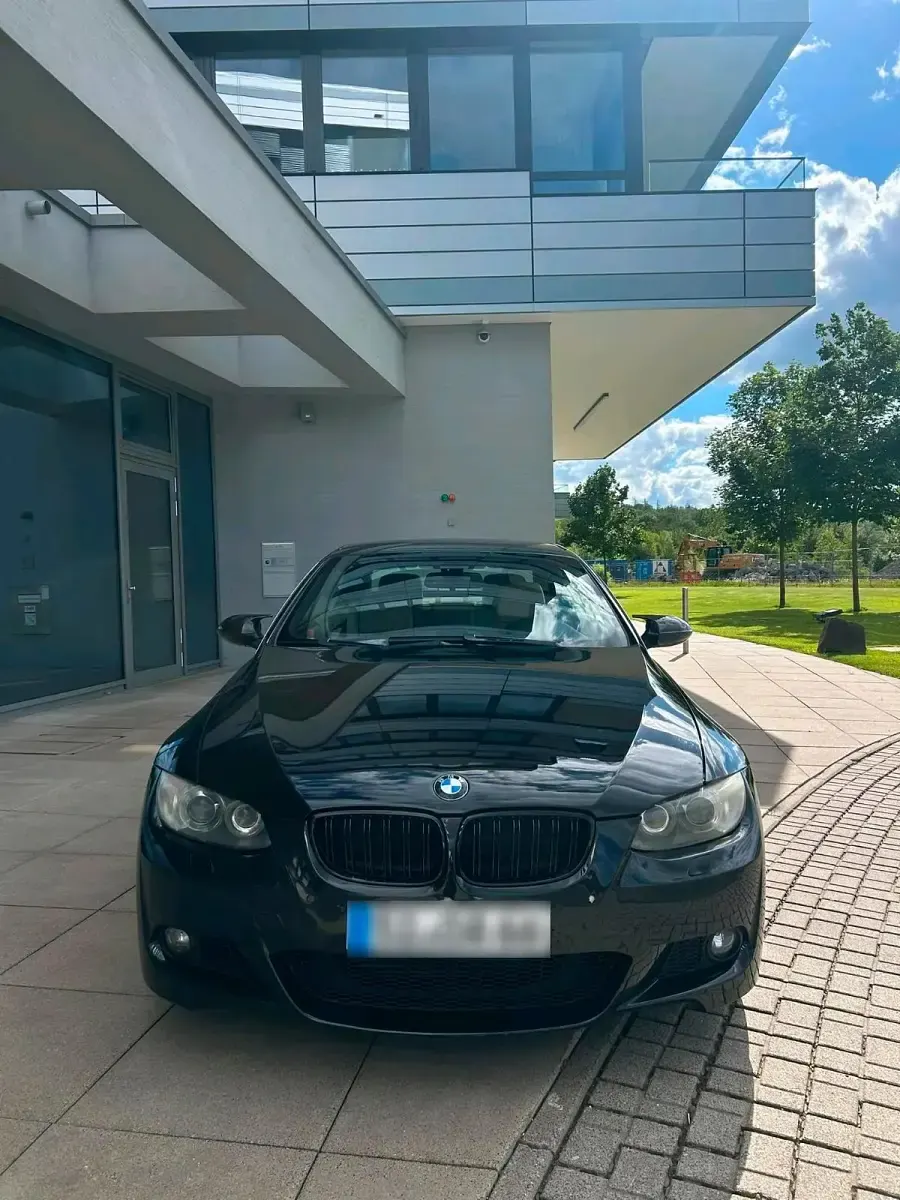 Gebraucht BMW 330 Cabriolet 231 PS (169 kW) 2008 Schwarz Cabrio