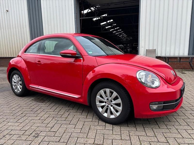 Rot Gebraucht 2014 VW Beetle Design Limousine | 11.500 € (Guter Preis) - Bild 1/4