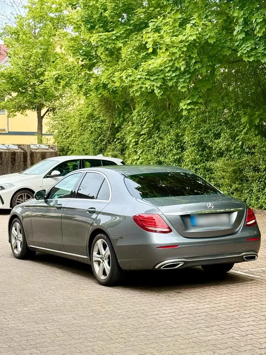 Gebraucht Mercedes E200 150 PS (110 kW) 2016 Limousine