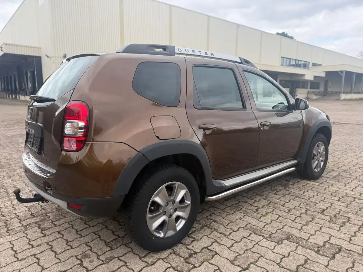 Gebraucht Dacia Duster Prestige 125 PS (91 kW) 2014 Braun SUV