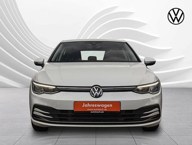 Gebraucht VW Golf VIII Active 131 PS (96 kW) 2023 Weiß