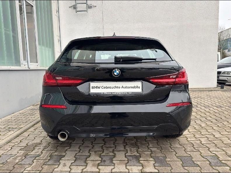 Gebraucht BMW 118 136 PS (100 kW) 2023 Schwarz Kleinwagen