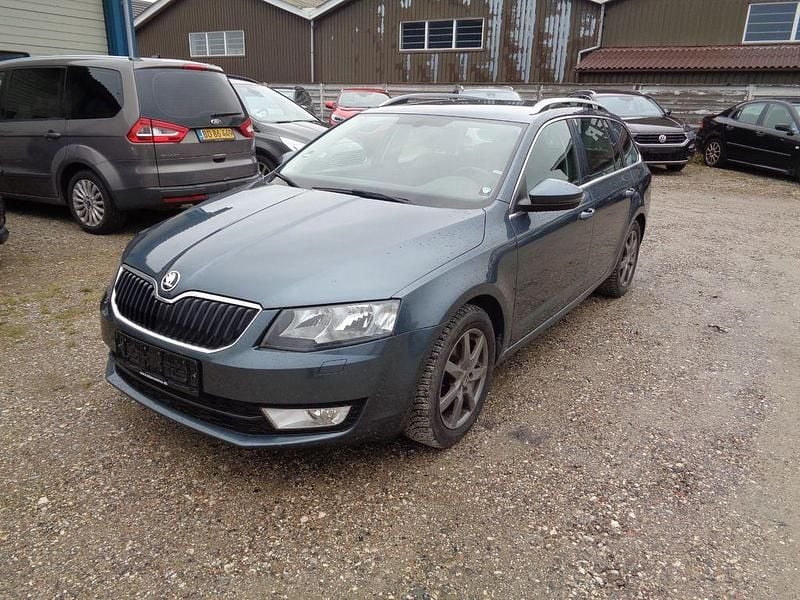 Second-hand Skoda Octavia Style 110 CP (80 kW) 2016 Gri Hatchback