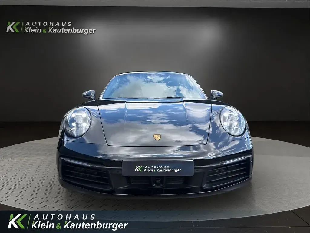 Gebraucht Porsche 992 Chrono 394 PS (289 kW) 2024 Schwarz Coupé