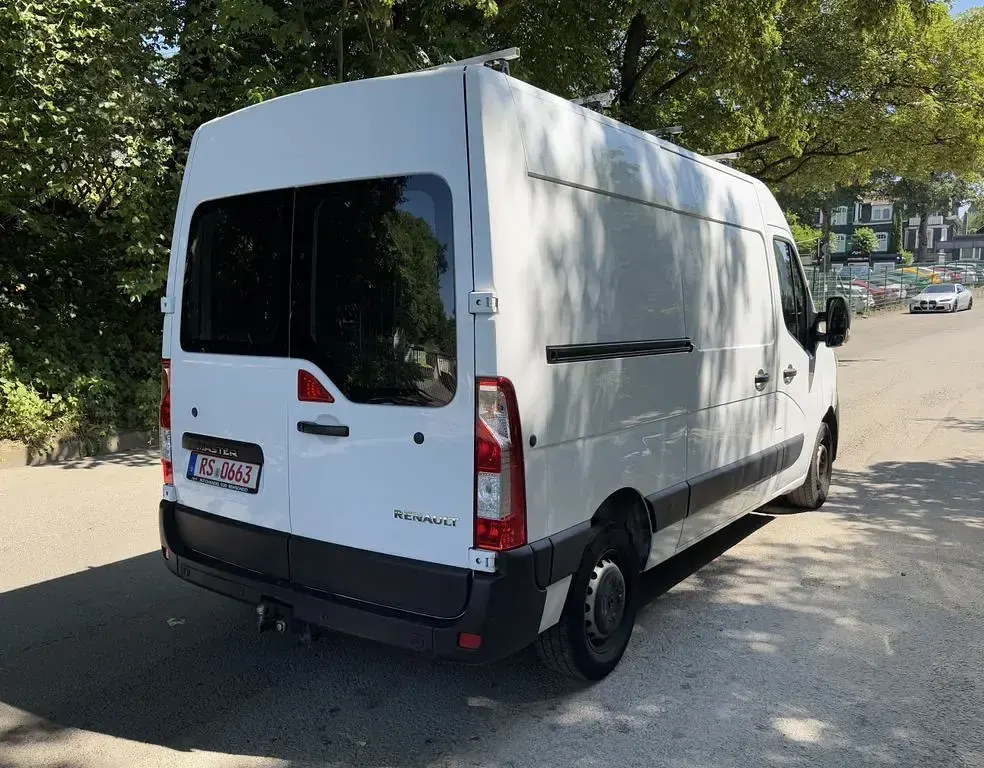 Gebraucht Renault Master 135 PS (99 kW) 2021 Weiß Van / Kleinbus