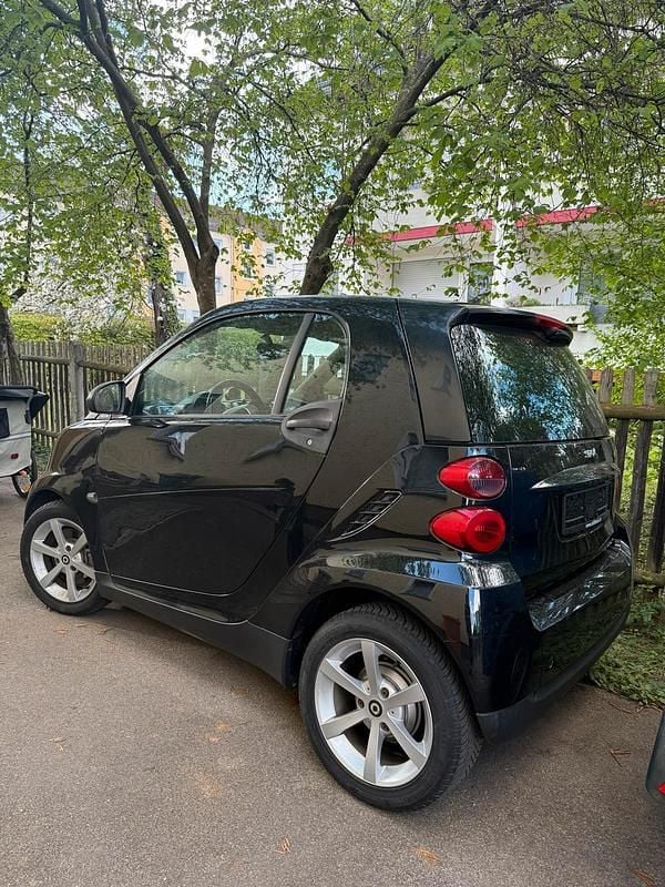 Gebraucht Smart ForTwo Coupé 52 PS (38 kW) 2009 Schwarz Coupé