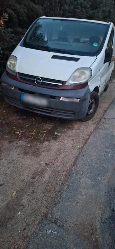 Weiß Gebraucht 2006 Opel Vivaro Van | 1.970 € - Bild 1/3