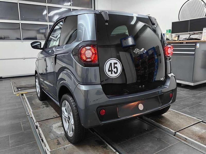 Gebraucht Ligier Myli 5 kW (8 PS) 2024 Graphitgrau Kleinwagen