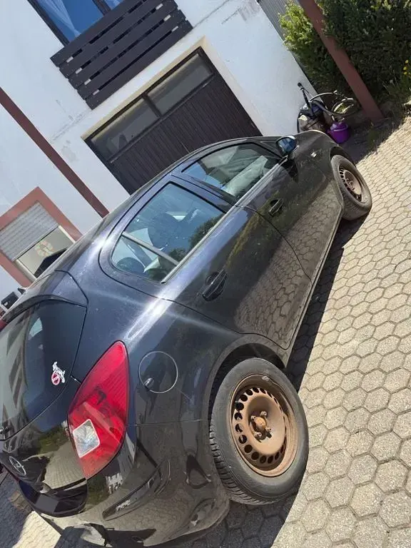 Gebraucht Opel Corsa Selection 86 PS (63 kW) 2010 Schwarz Kleinwagen