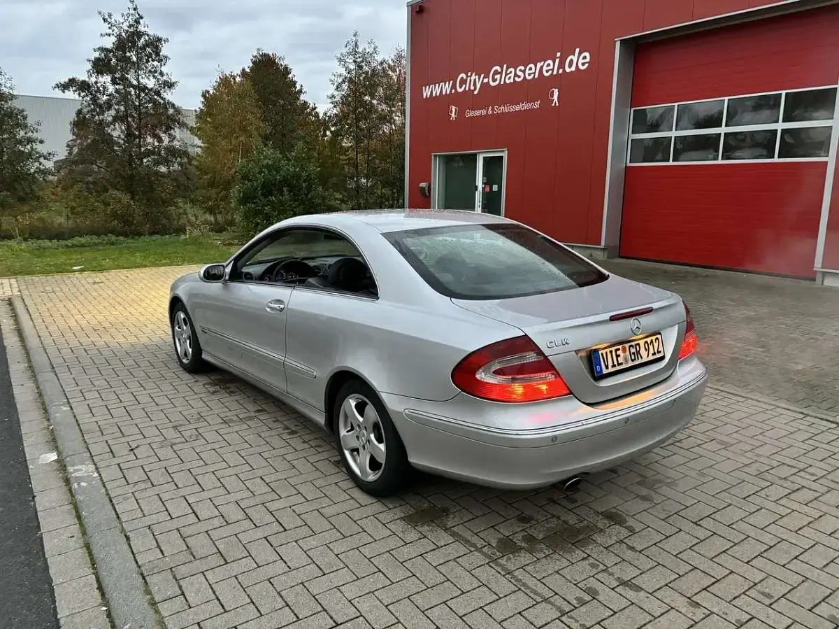 Gebraucht Mercedes CLK240 170 PS (125 kW) 2003 Coupé