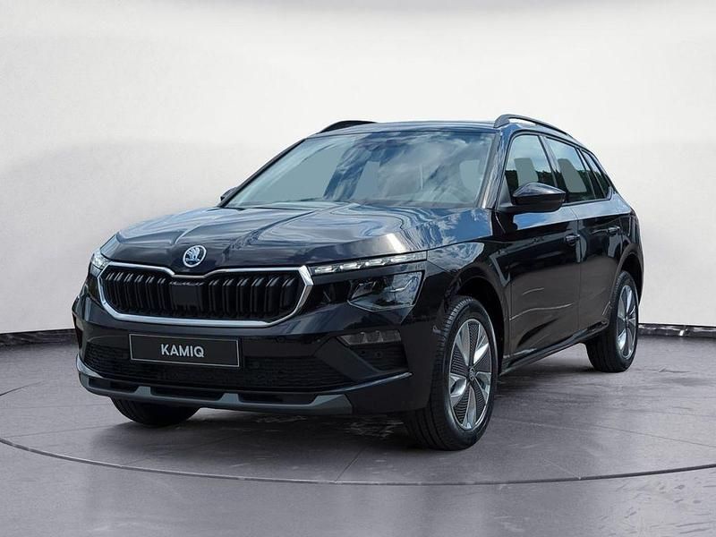 Schwarz Neu 2025 Skoda Kamiq Tour SUV | 27.890 € (Teuer) - Bild 1/4