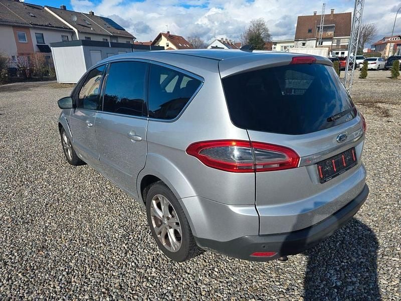 Gebraucht Ford Galaxy 163 PS (119 kW) 2010 Grau Van / Kleinbus