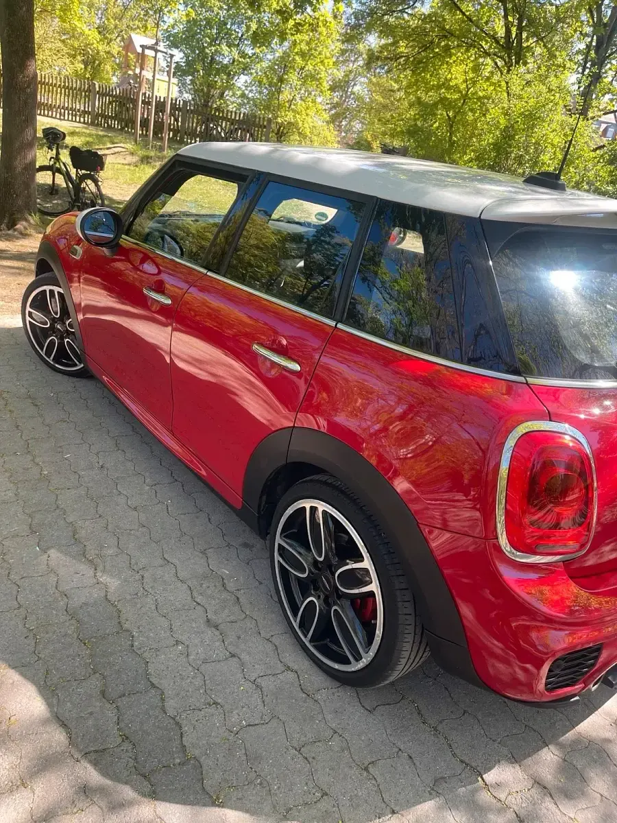 Używany Mini Cooper D 116 KM (85 kW) 2016 Czerwony Hatchback