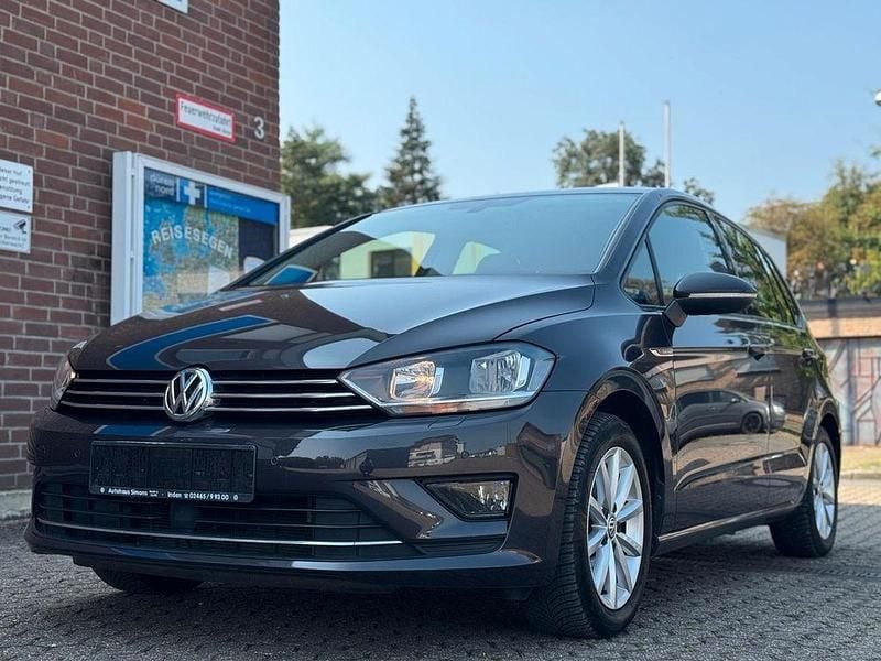 Grau Gebraucht 2016 VW Golf Sportsvan LOUNGE Van / Kleinbus | 13.999 € (Guter Preis) - Bild 1/4