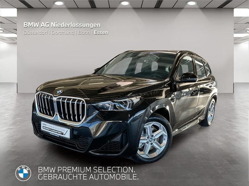 Schwarz Gebraucht 2025 BMW X1 Comfort Edition SUV | 44.799 € (Superpreis) - Bild 1/4