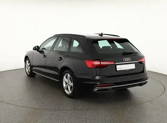 Gebraucht Audi A4 Sport 190 PS (139 kW) 2020 Schwarz Kombi