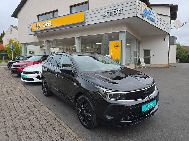 Schwarz Gebraucht 2022 Opel Grandland X SUV | 21.880 € (Fairer Preis) - Bild 1/4
