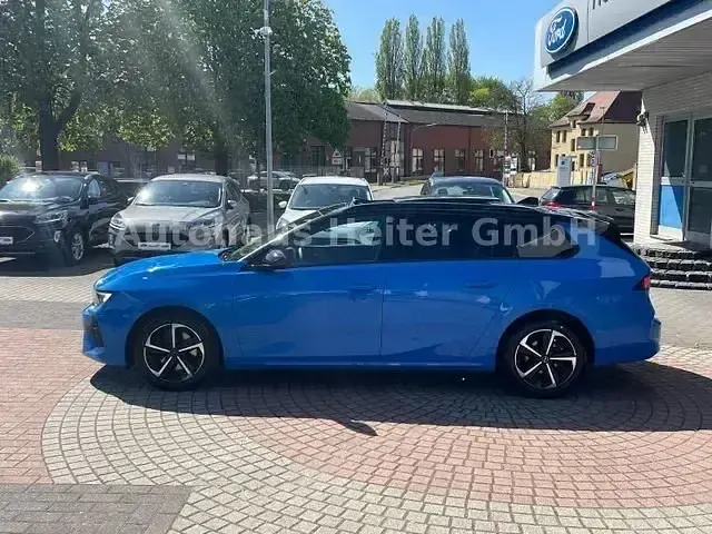 Gebraucht Opel Astra 131 PS (96 kW) 2025 Blau Kleinwagen