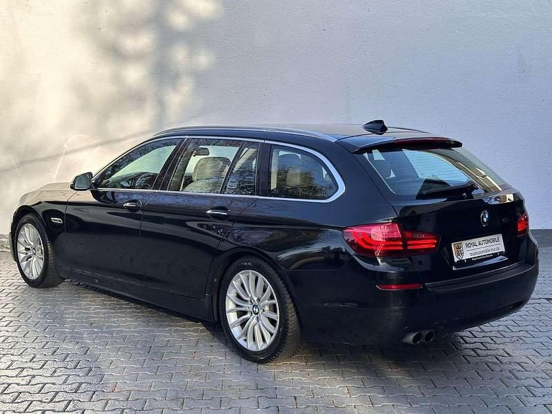 Gebraucht BMW 520 Luxury Line 184 PS (135 kW) 2014 Schwarz Kombi
