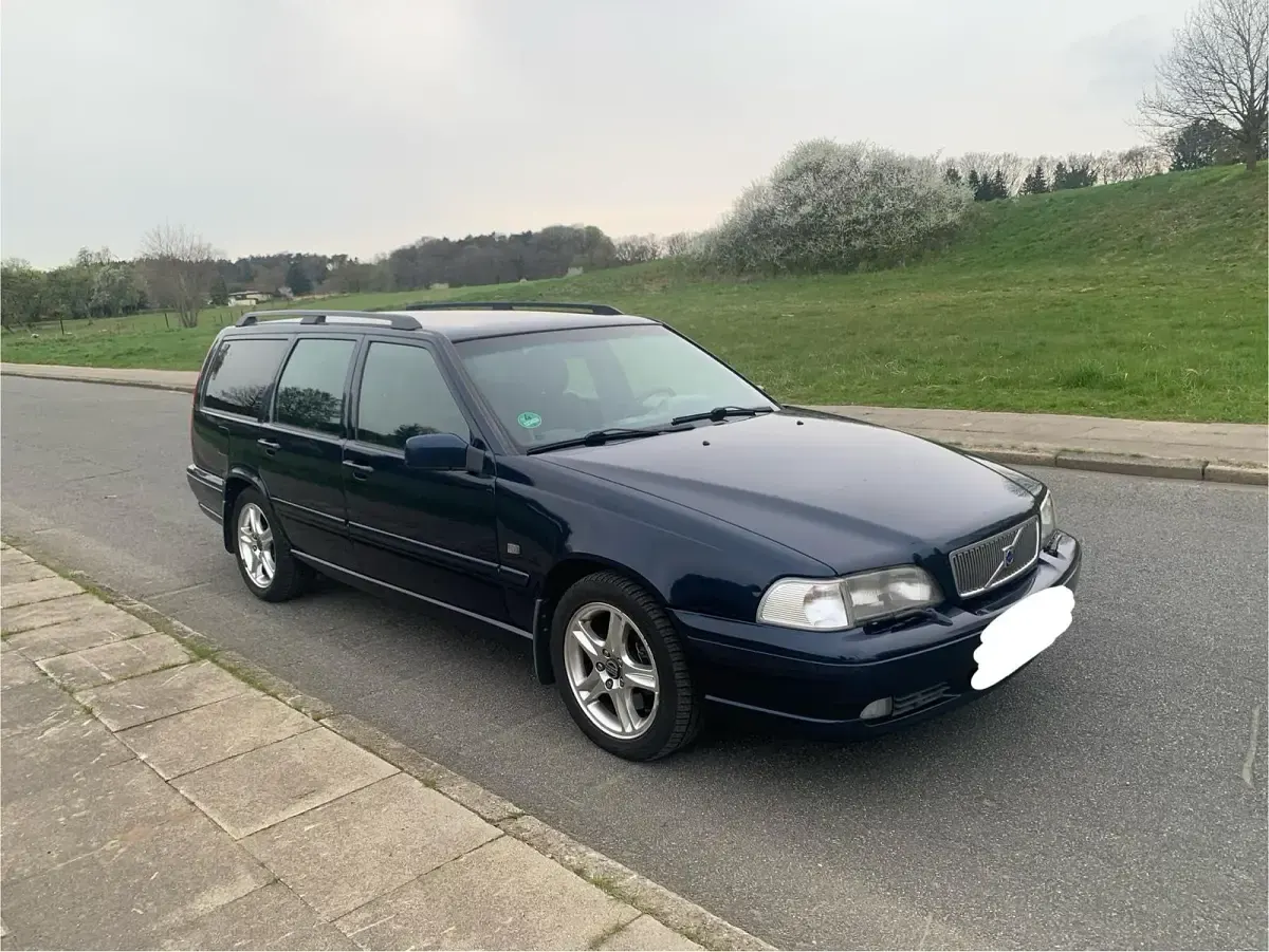 Gebraucht Volvo V70 239 PS (175 kW) 1998 Blau Kombi