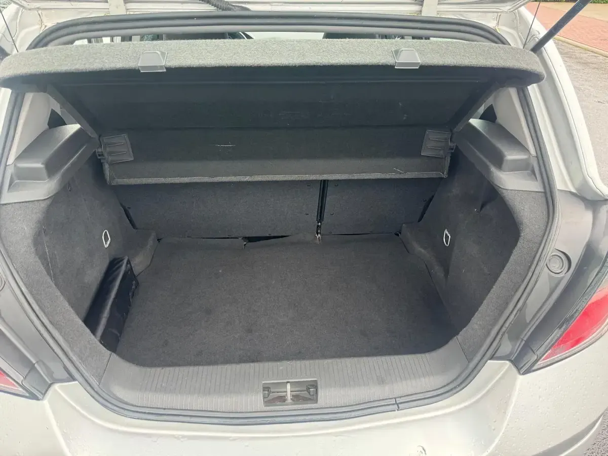 Gebraucht Opel Astra 105 PS (77 kW) 2007 Silber Limousine
