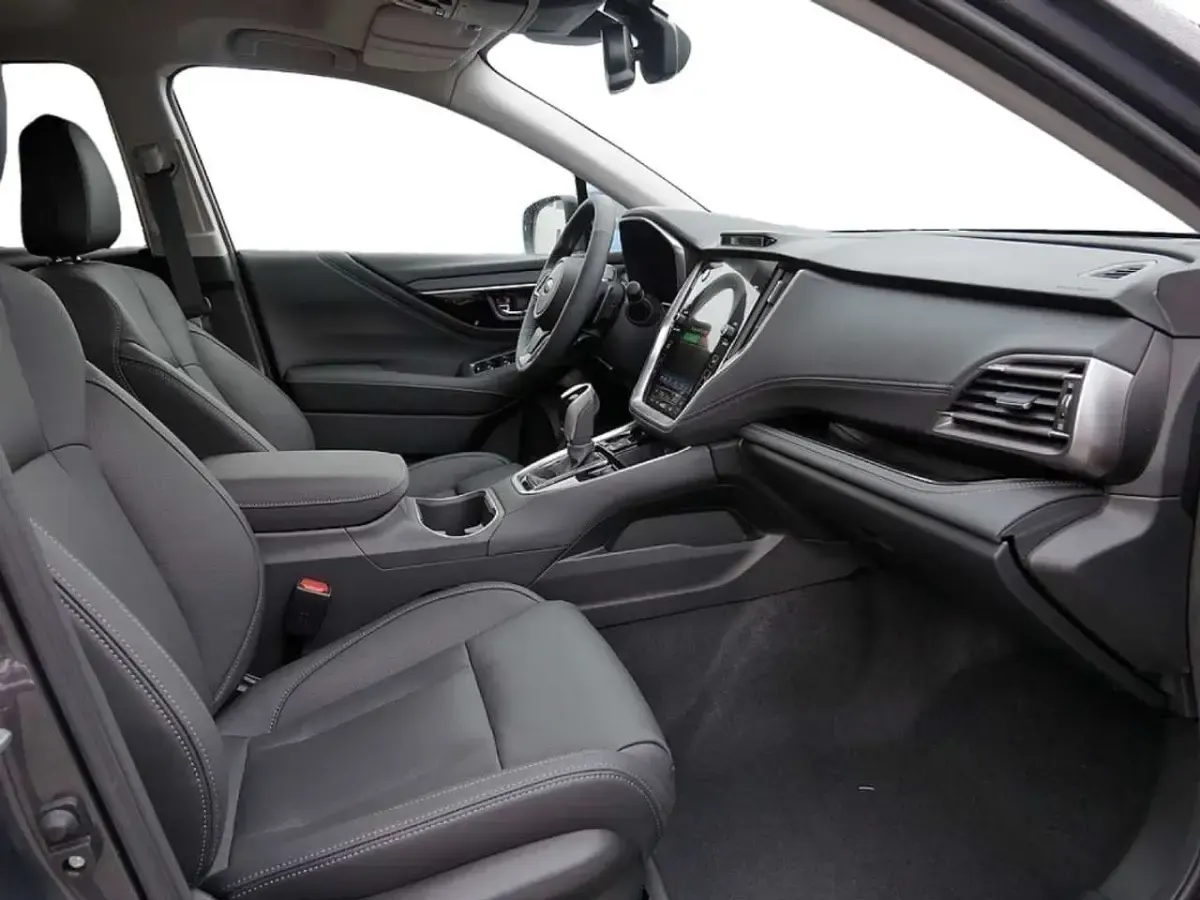 Gebraucht Subaru Outback Platinum 169 PS (124 kW) 2022 Grau Kombi