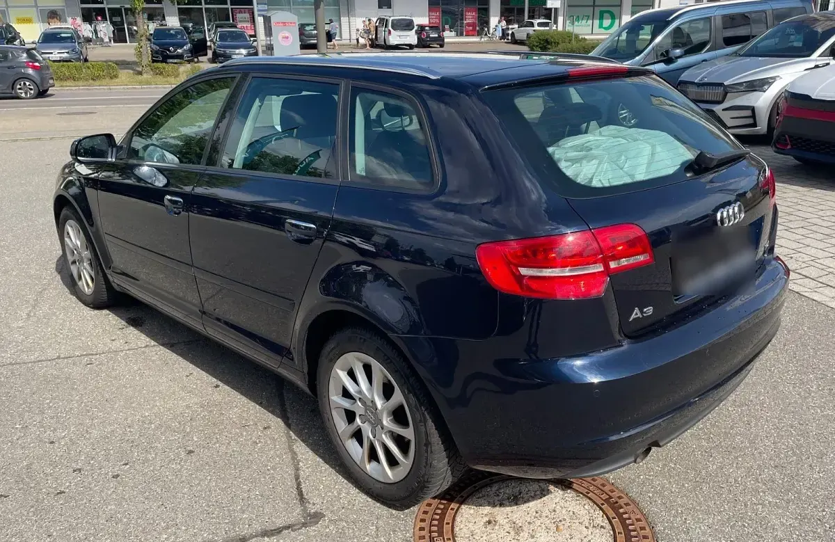 Gebraucht Audi A3 Sport 140 PS (102 kW) 2011 Blau Kleinwagen