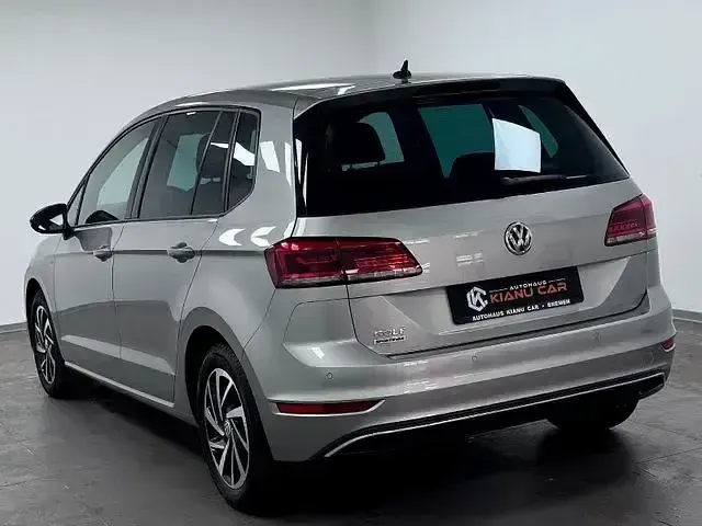 Używany VW Golf VII Join 116 KM (85 kW) 2018 Andere Sedan/Limuzyna