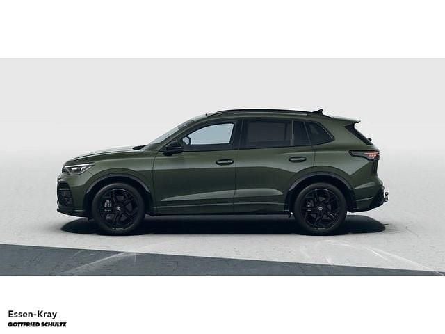 Neu VW Tiguan R-line 193 PS (141 kW) 2025 Cipressinogrün metallic SUV