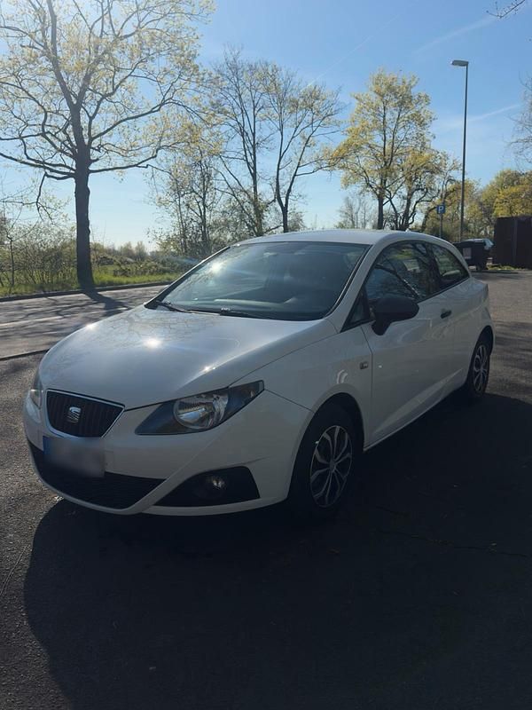 Gebraucht Seat Ibiza 84 PS (61 kW) 2011 Weiß Kleinwagen