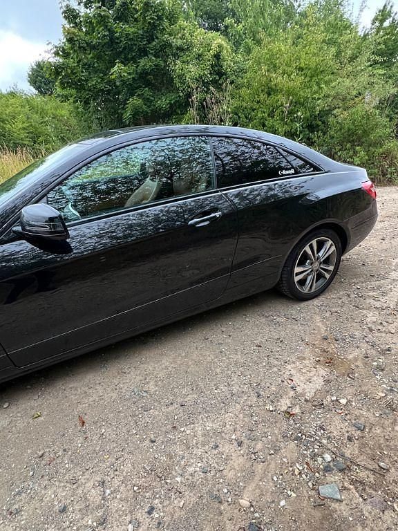 Gebraucht Mercedes E350 231 PS (169 kW) 2009 Schwarz Coupé