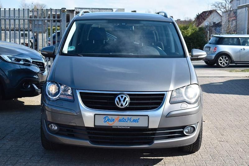 Gebraucht VW Touran Freestyle 140 PS (102 kW) 2009 Grau Van / Kleinbus