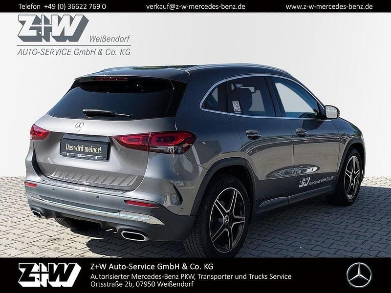 Gebraucht Mercedes GLA200 AMG line 163 PS (119 kW) 2023 Mountaingrau SUV