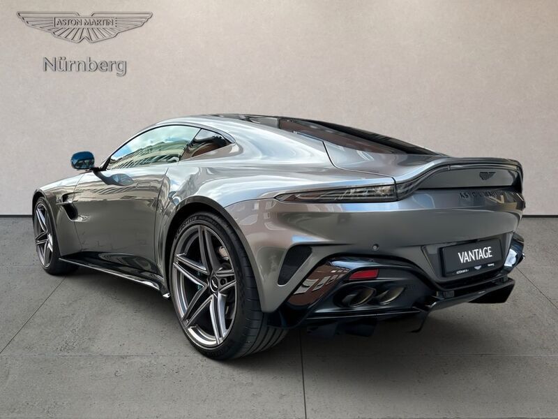 Gebraucht Aston Martin V8 Vantage 665 PS (489 kW) 2024 Grau Coupé