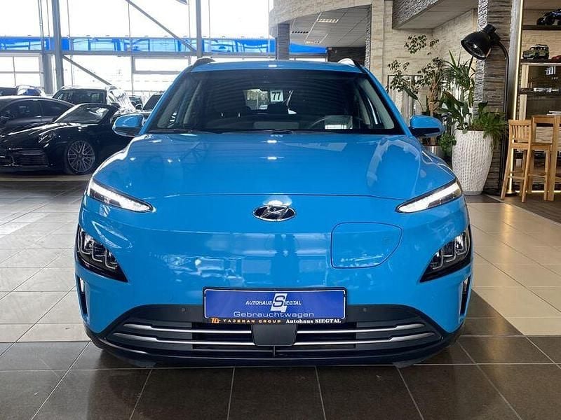 Gebraucht Hyundai Kona Trend 100 kW (136 PS) 2022 Blau SUV