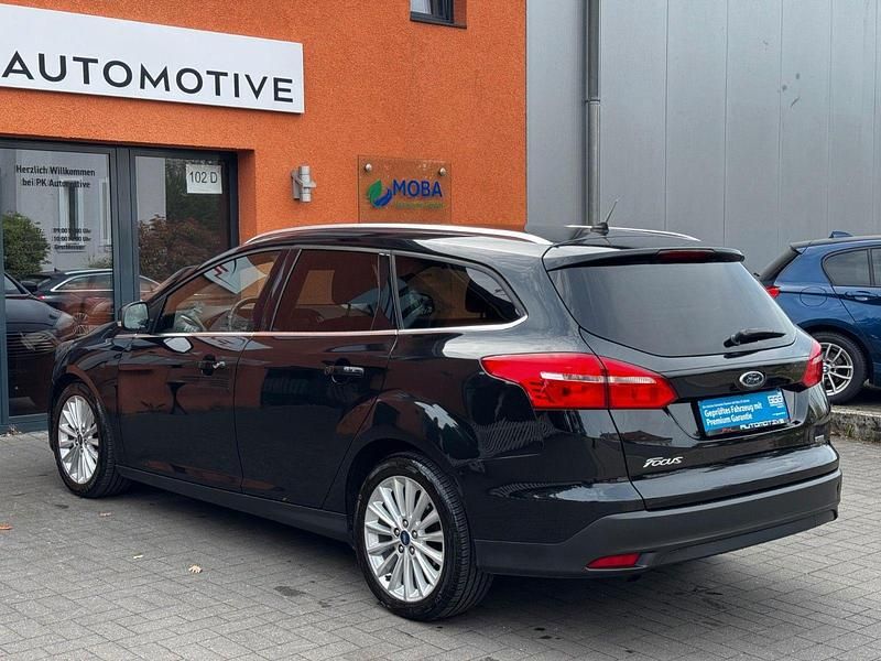 Używany Ford Focus Titanium 125 KM (91 kW) 2015 Czarny Kombi