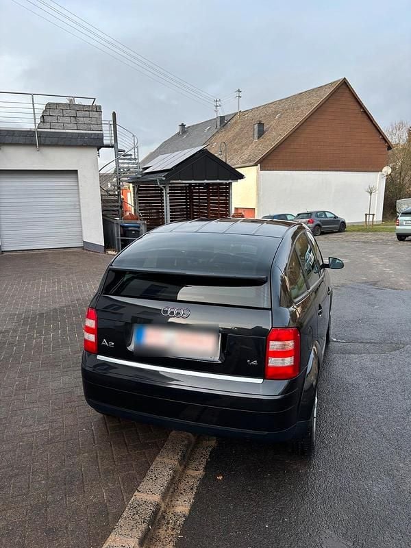 Gebraucht Audi A2 75 PS (55 kW) 2003 Schwarz Kleinwagen