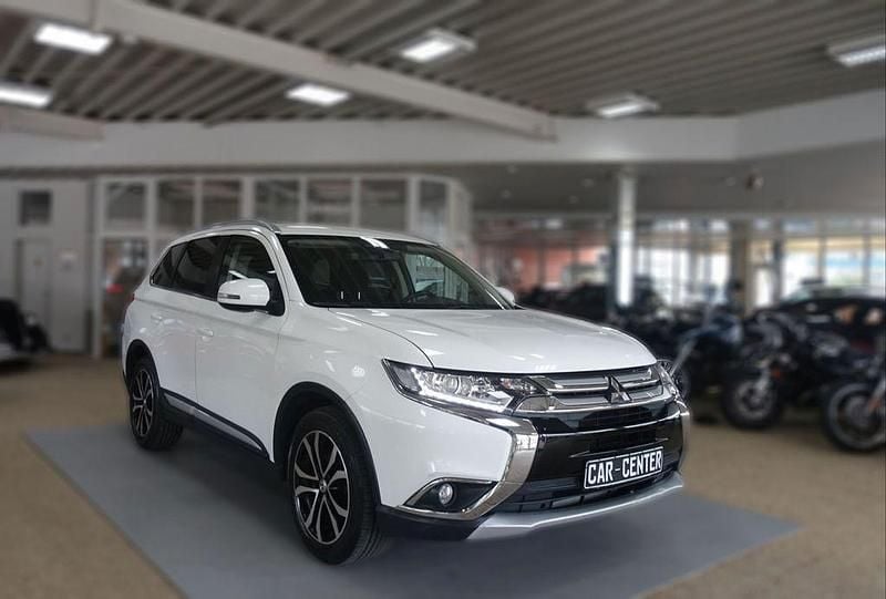 Gebraucht Mitsubishi Outlander 150 PS (110 kW) 2017 Weiß SUV