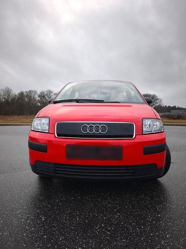 Gebraucht Audi A2 75 PS (55 kW) 2003 Rot Kleinwagen