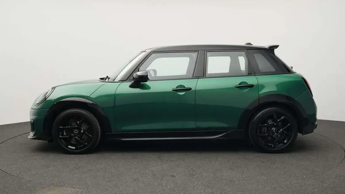 Usata Mini John Cooper Works 156 CV (114 kW) 2025 Verde Utilitaria