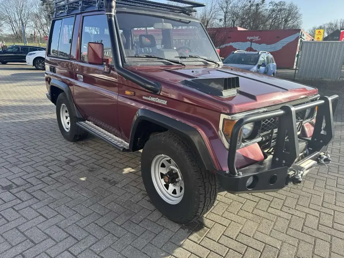 Gebraucht Toyota Land Cruiser 86 PS (63 kW) 1990 Rot SUV
