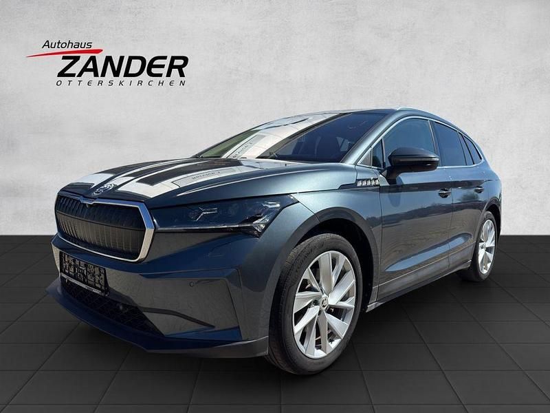 Quarzgrau Gebraucht 2021 Skoda Enyaq iV Loft SUV | 26.900 € (Fairer Preis) - Bild 1/4