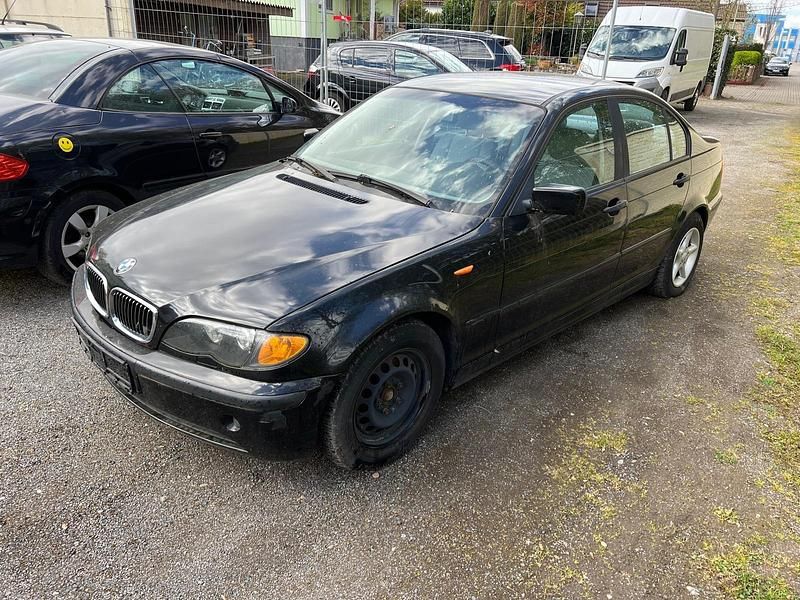 Gebraucht BMW 316 116 PS (85 kW) 2002 Schwarz Limousine